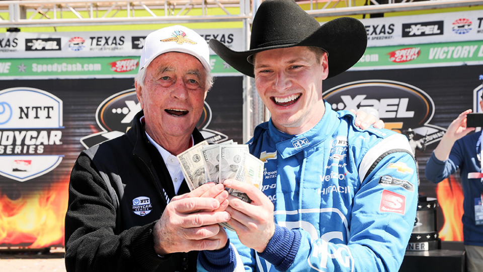 Newgarden Delivers No. 600 for Penske in Texas Photo Finish